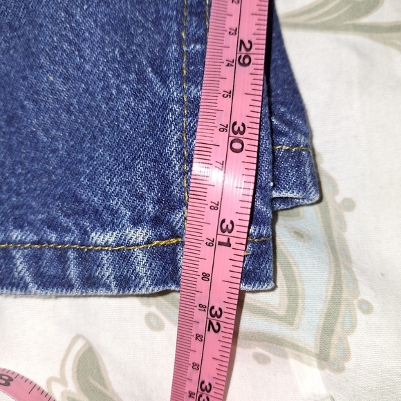 A pair of Ralph Lauren ladies denim flare leg jeans in a size 9/10. 100% cotton - Picture 7 of 8